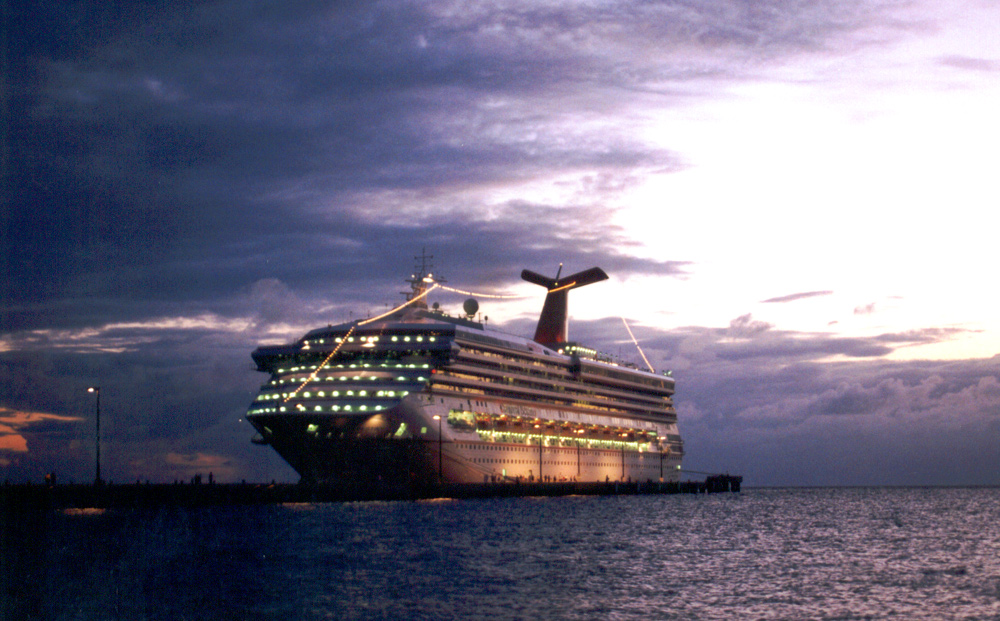 Ocean Liner leaving the U.S.