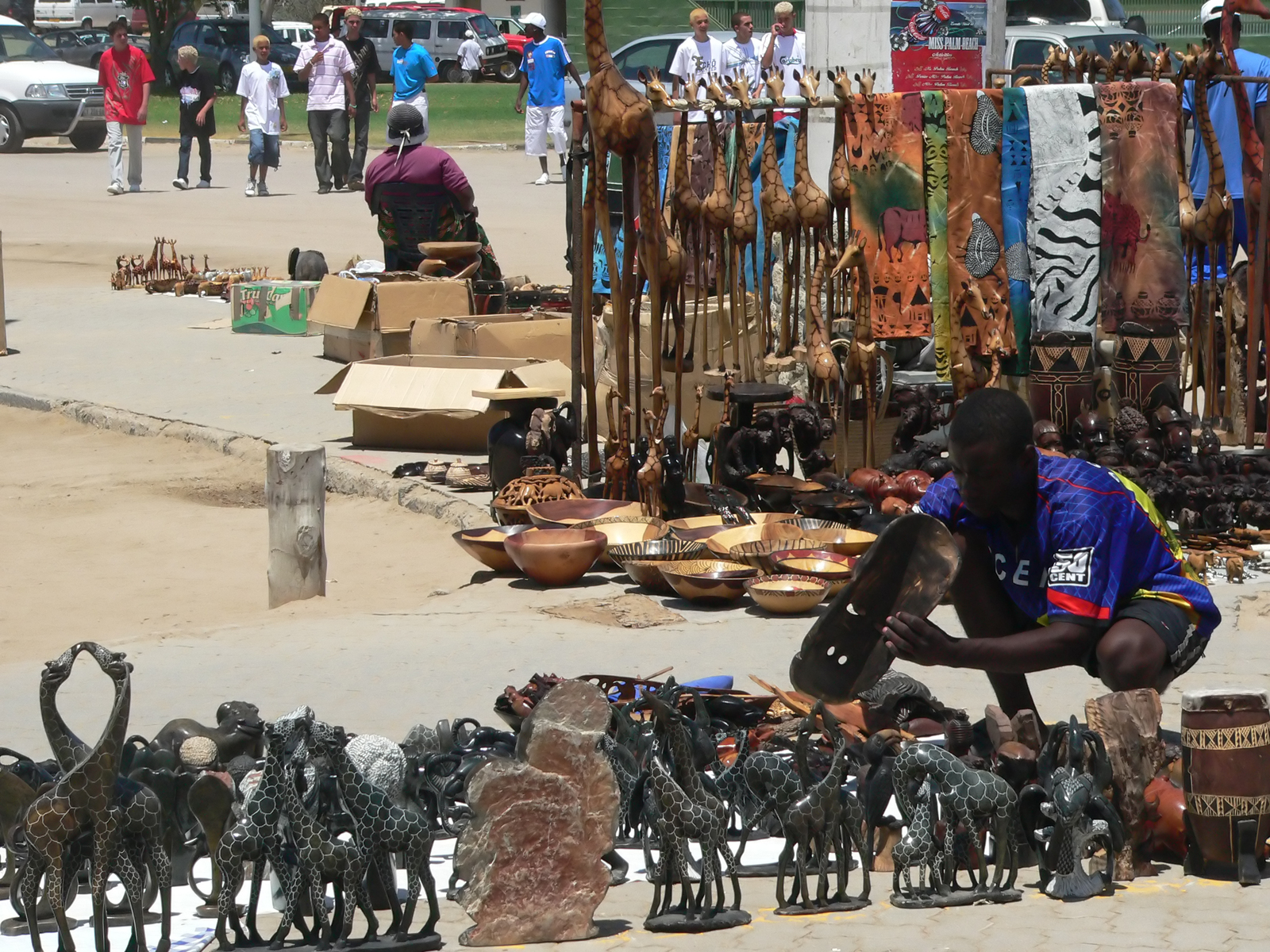 An African market, where economic balances are discovered